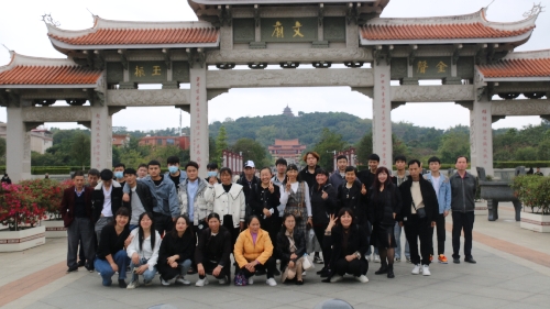 我在標(biāo)新過(guò)年啦